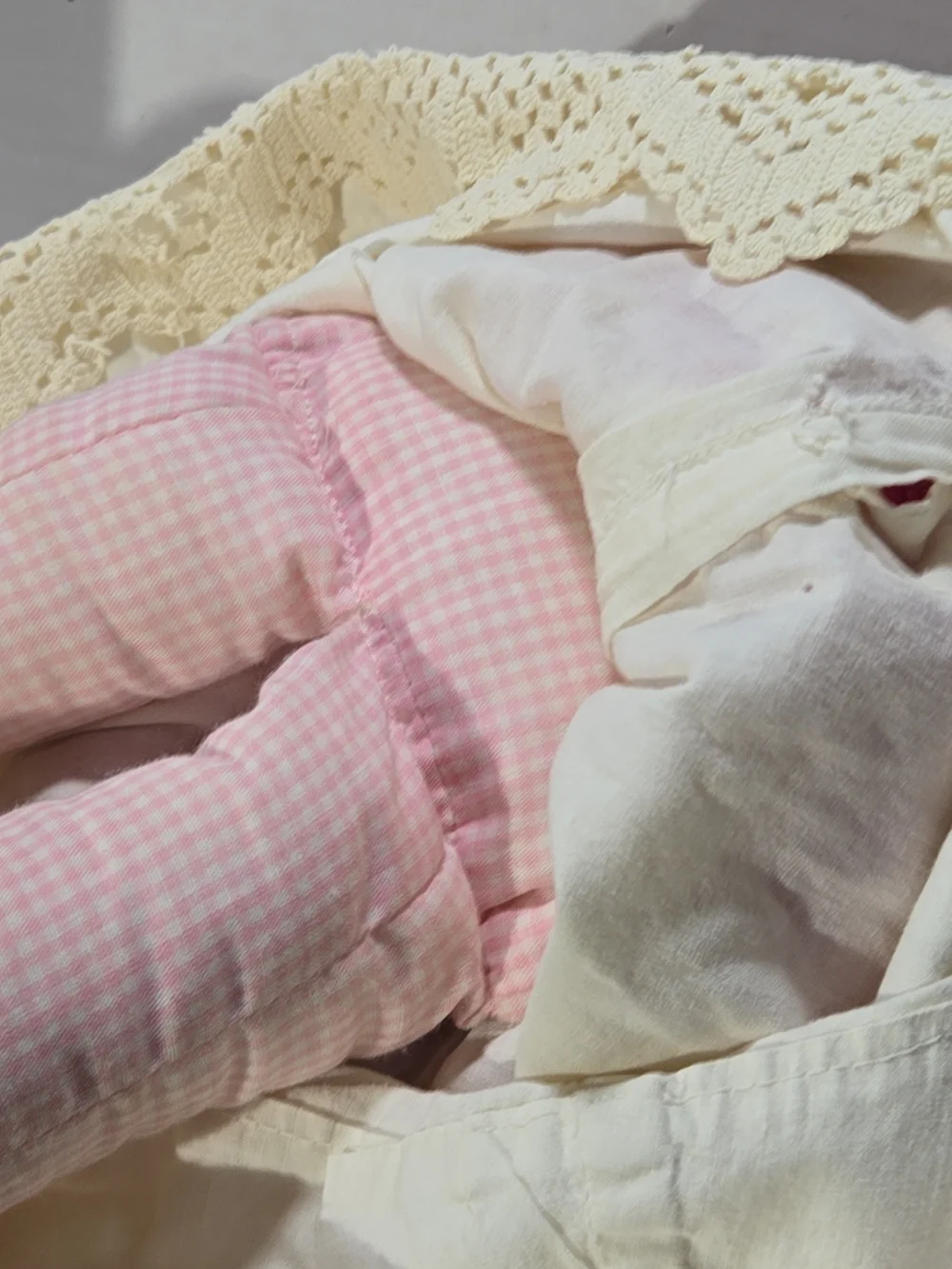 The Unbranded Brand charming pink